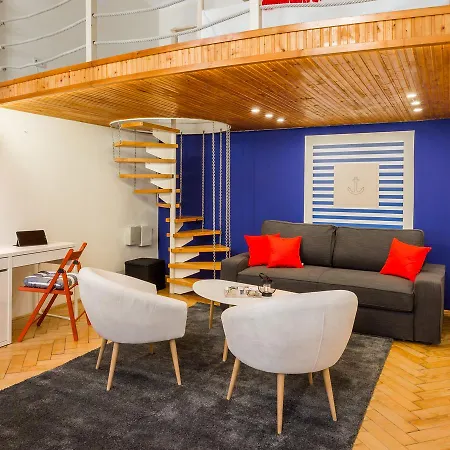 Apartment Jokai 3 Design *