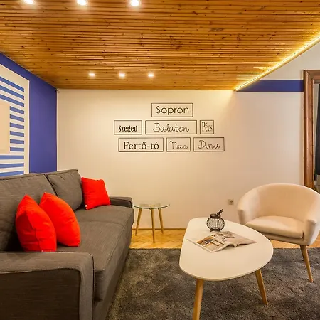 Jokai 3 Design Apartament *